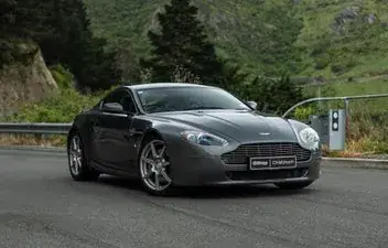 Aston Martin Vantage 2007 photo 5