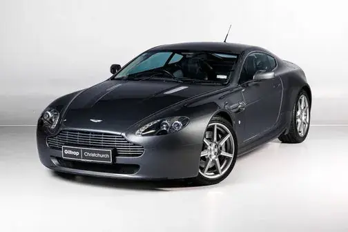 Aston Martin Vantage