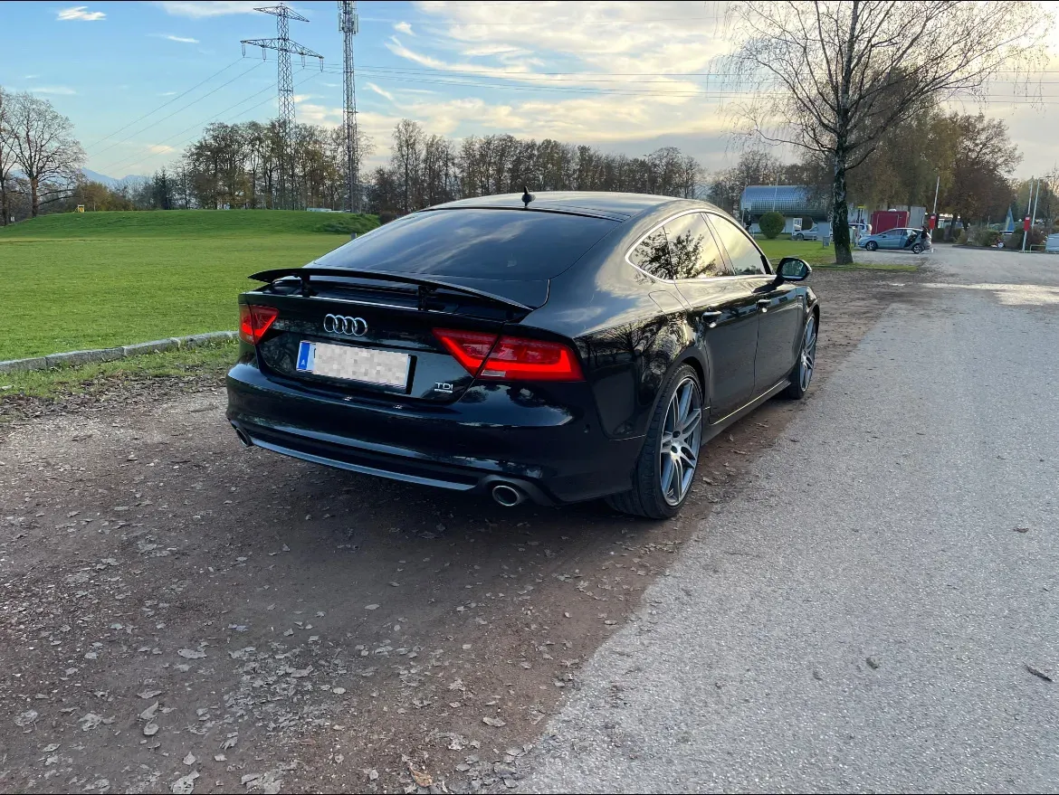 Audi A7 2011 photo 2