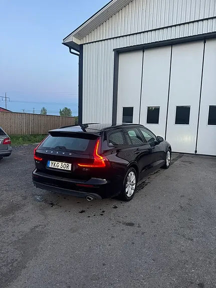 Volvo V60 2019 photo 3