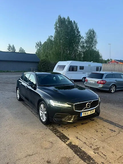 Volvo V60 2019 photo 4