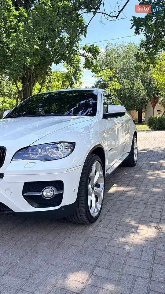 BMW X6 2010 photo 2