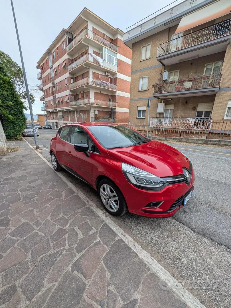 Renault Clio 2019 photo 2