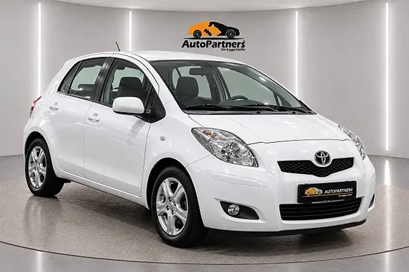 Toyota Yaris 2010 photo 2