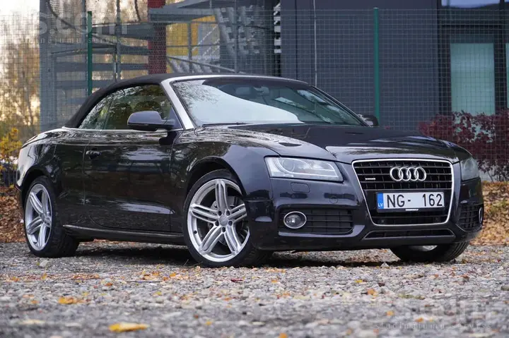 Audi A5 2011 photo 5