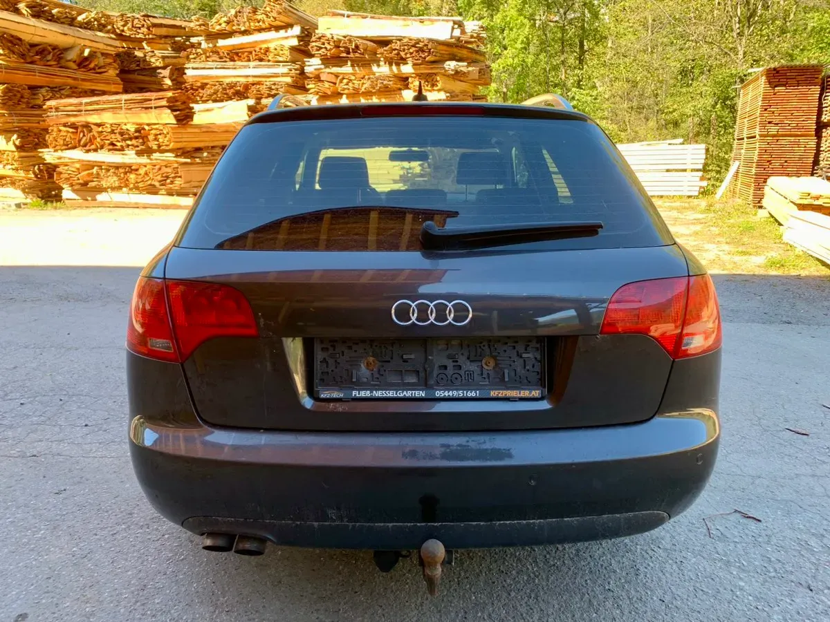 Audi A4 2007 photo 2