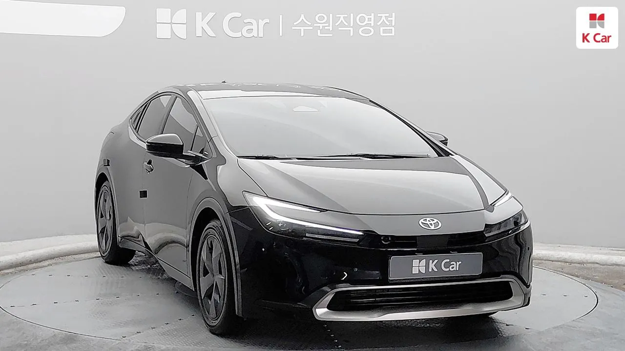 Toyota Prius 2024 photo 3