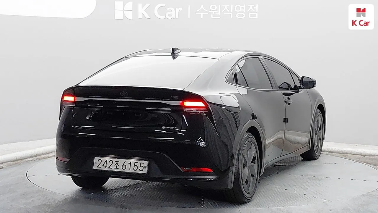 Toyota Prius 2024 photo 4