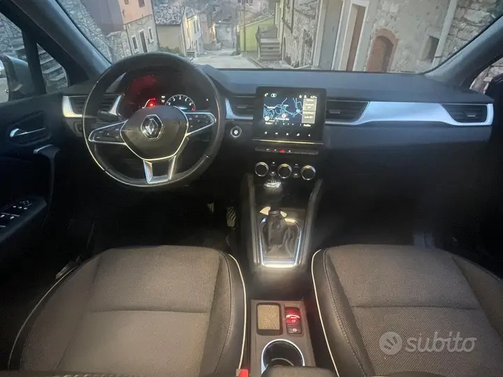 Renault Captur 2023 photo 3