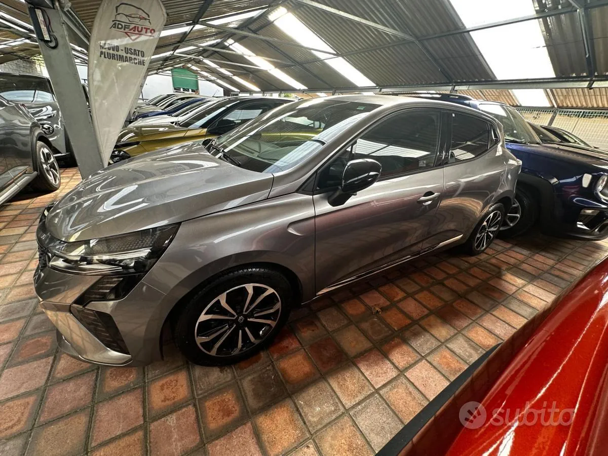 Renault Clio 2025 photo 3