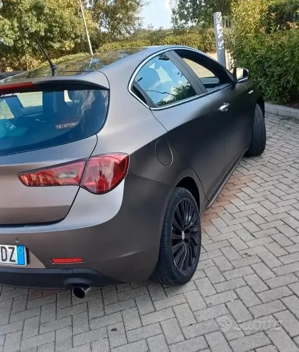 Alfa Romeo Giulietta 2013 photo 3