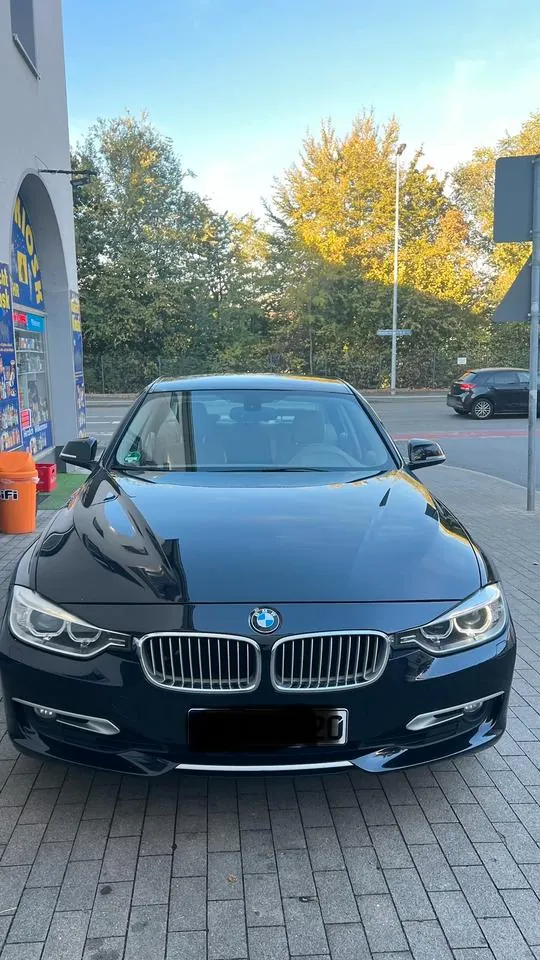 BMW 320I