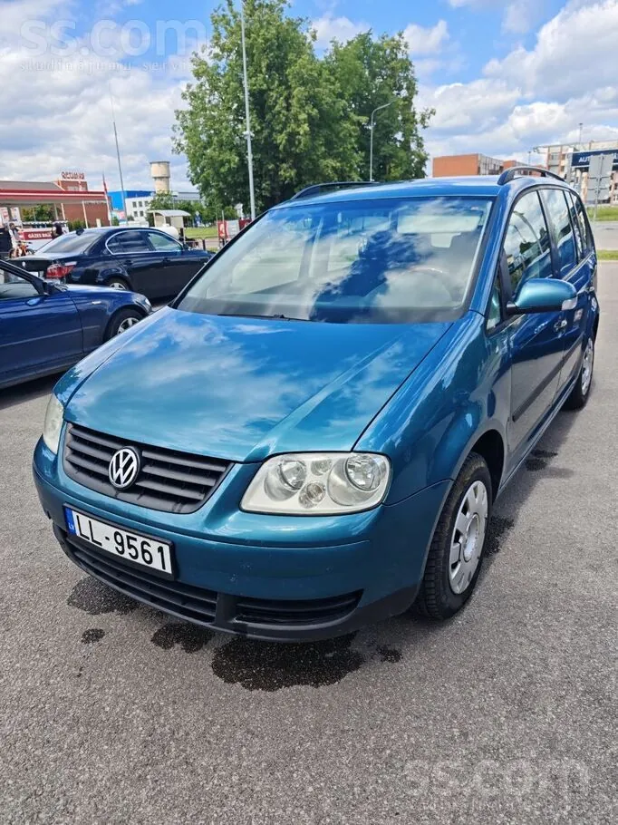 Volkswagen Touran 2004 photo 4