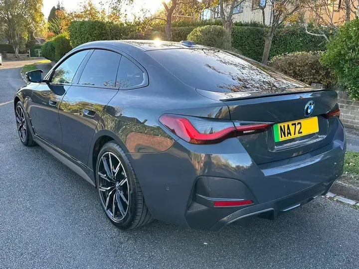 BMW I4 2022 photo 2