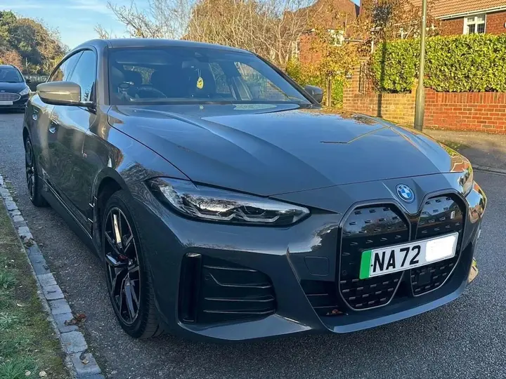 BMW I4