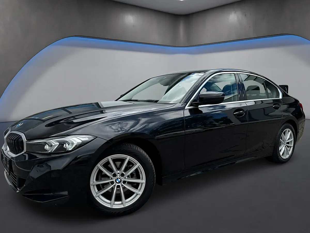 BMW 3 Series 2023 photo 2