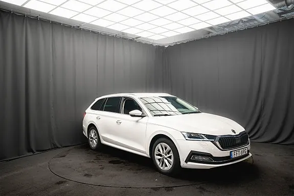 Skoda Octavia 2022 photo 4