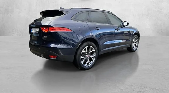Jaguar F-Pace 2018 photo 5
