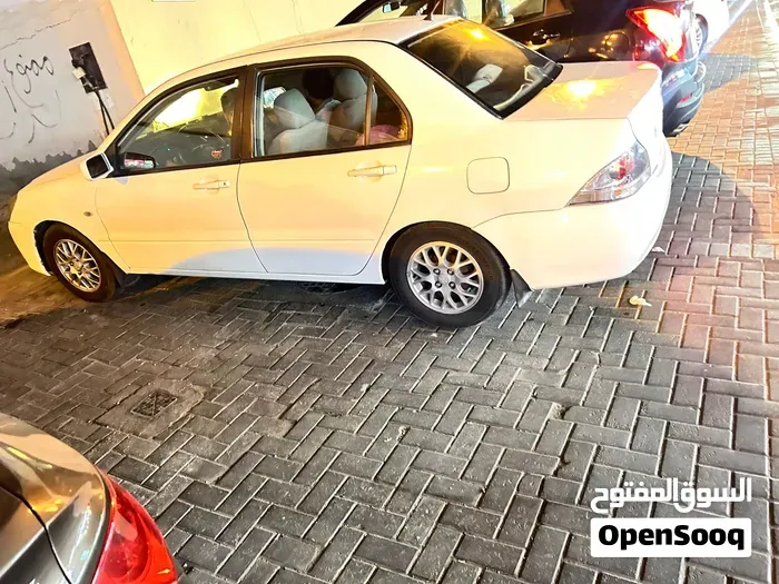 Mitsubishi Lancer 2004 photo 2