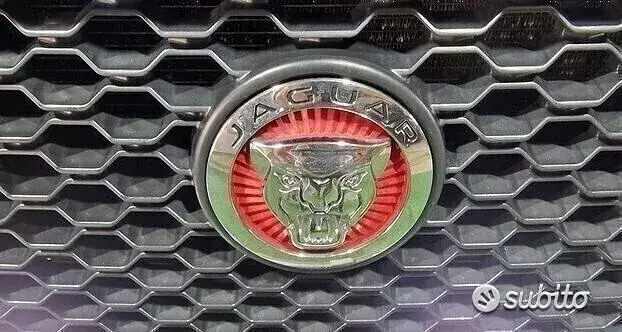 Jaguar Xe 2017 photo 4