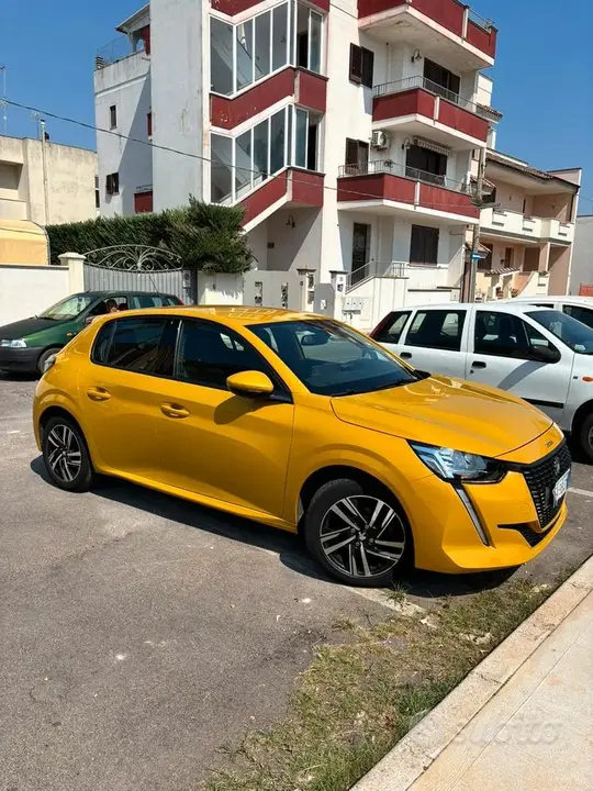 Peugeot 208 2020 photo 2