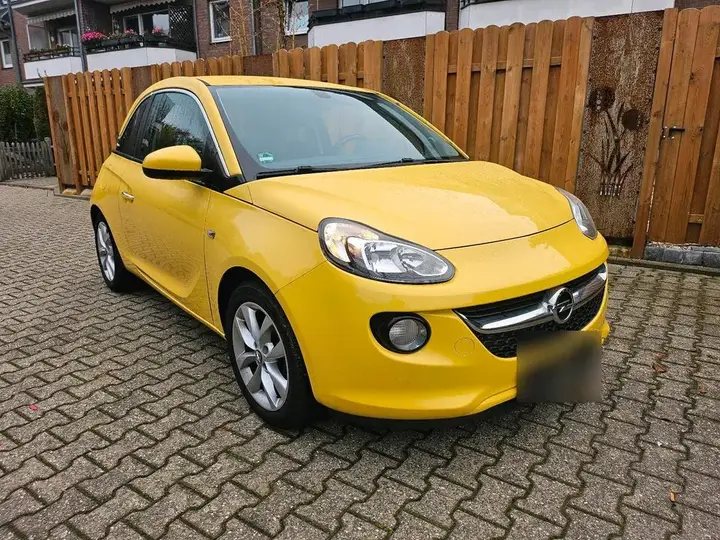 Opel Adam
