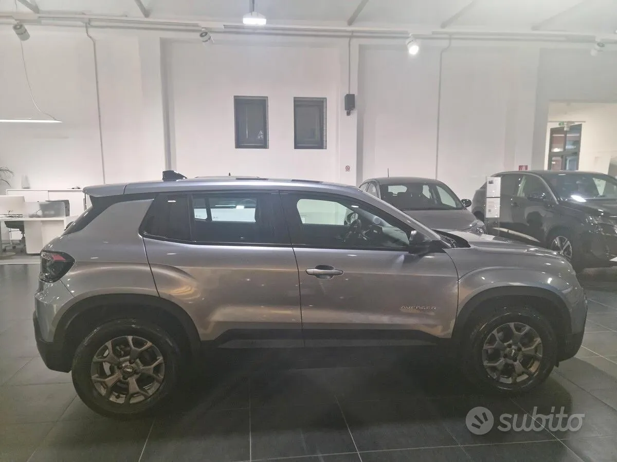 Jeep Avenger 2024 photo 3
