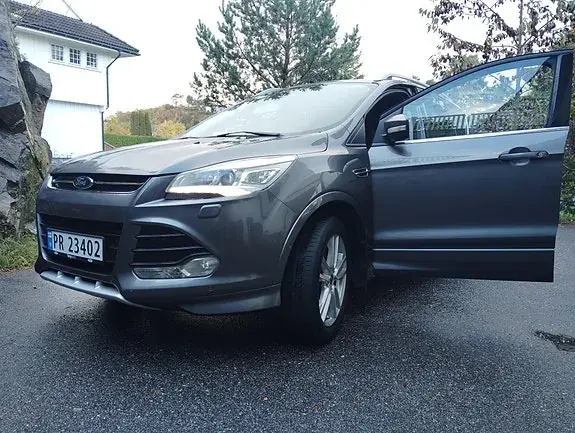 Ford Kuga 2013 photo 2