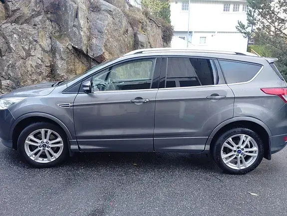 Ford Kuga 2013 photo 3