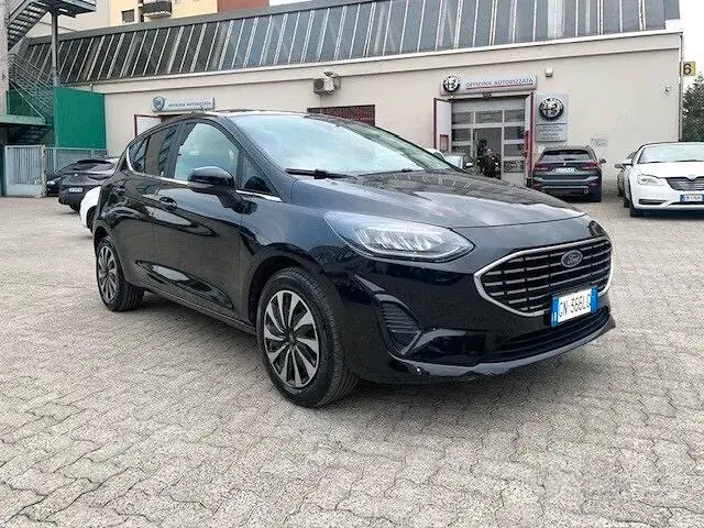 Ford Fiesta 2023 photo 2