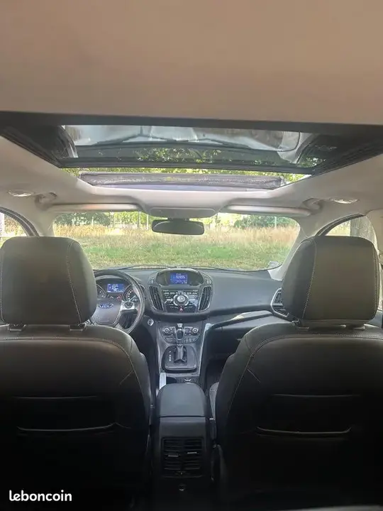 Ford Kuga 2013 photo 3