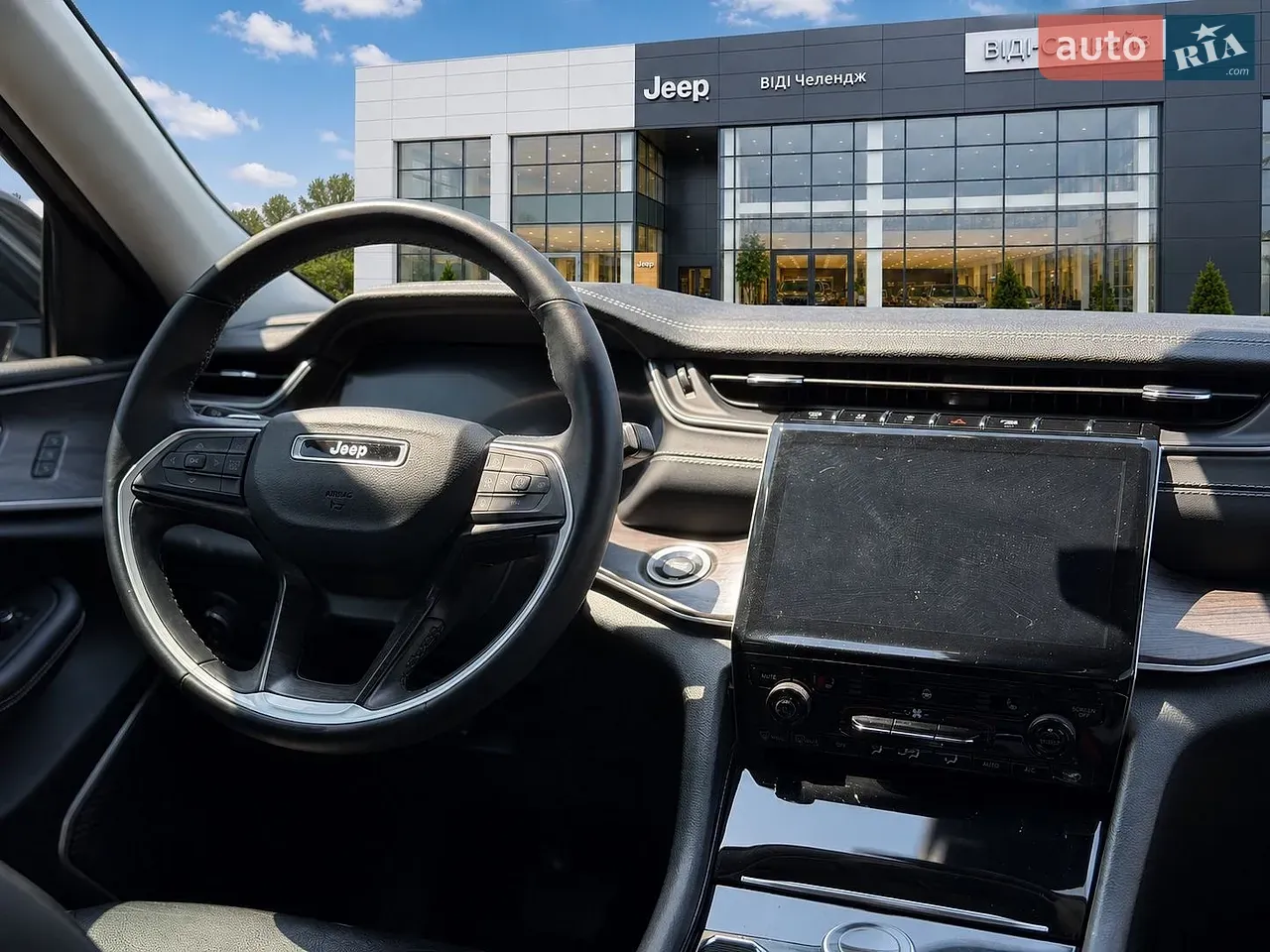 Jeep Grand Cherokee 2021 photo 3