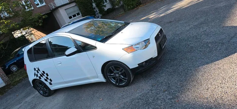 Mitsubishi Colt
