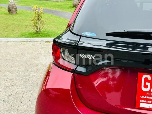 Toyota Yaris 2023 photo 5