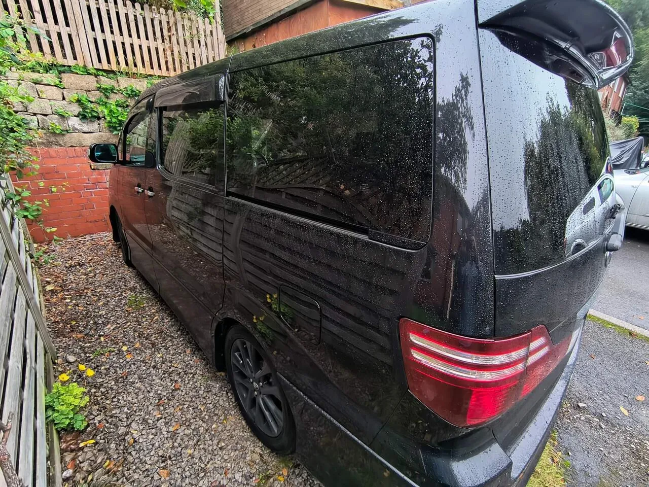 Toyota Alphard 2007 photo 3