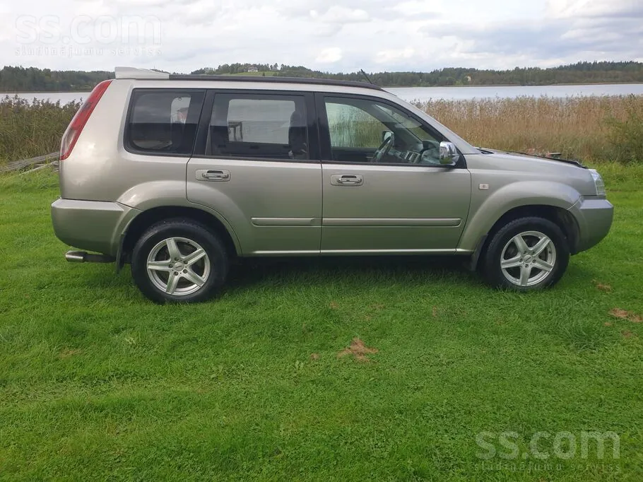 Nissan X-Trail 2004 photo 5