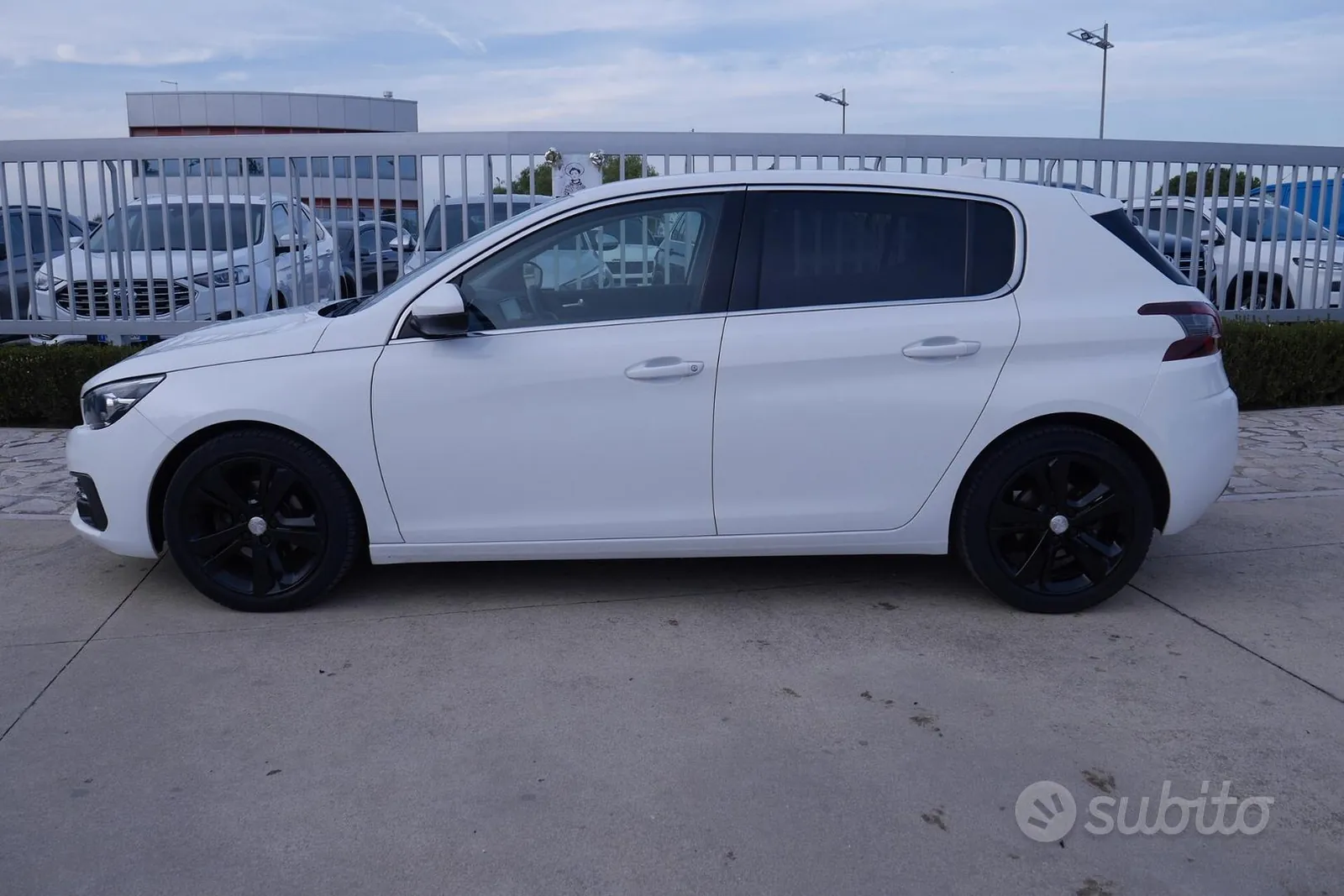 Peugeot 308 2017 photo 5