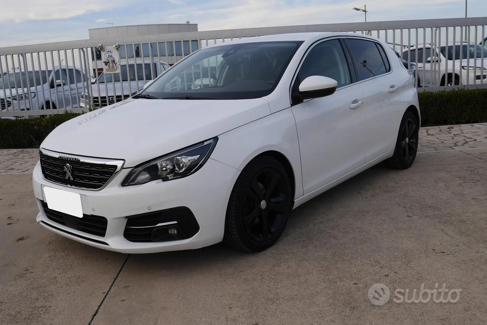 Peugeot 308 2017 photo 2