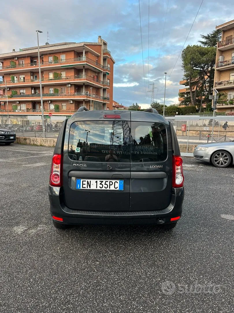 Dacia Logan 2012 photo 4