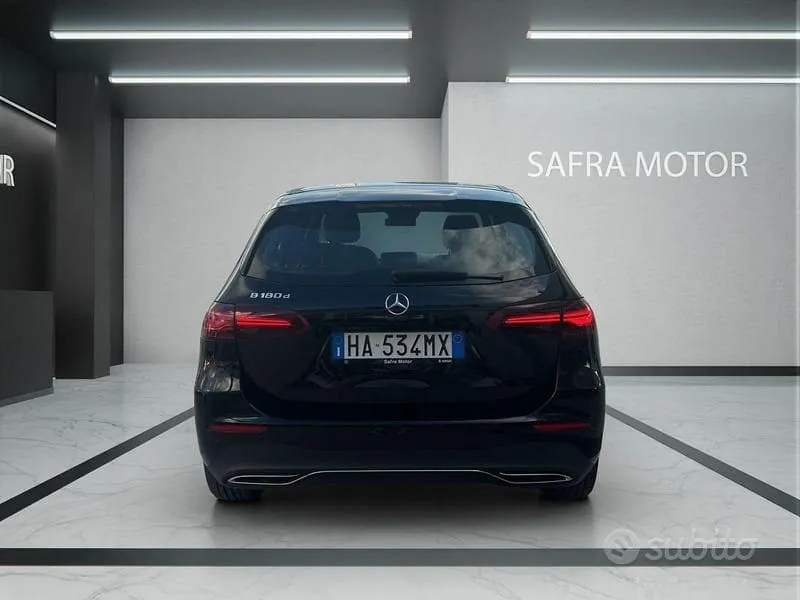 Mercedes-Benz B-Class 2025 photo 5