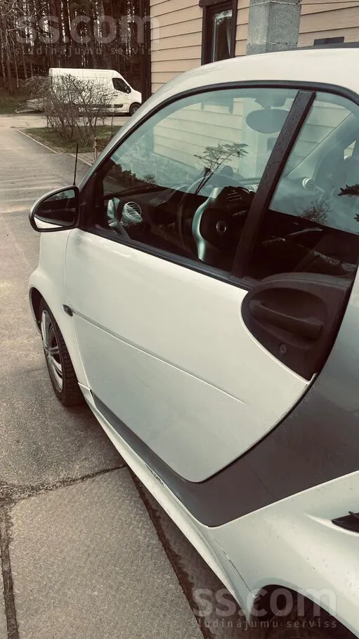 Smart Fortwo 2015 photo 2