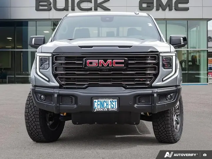 GMC Sierra 1500 2026 photo 2