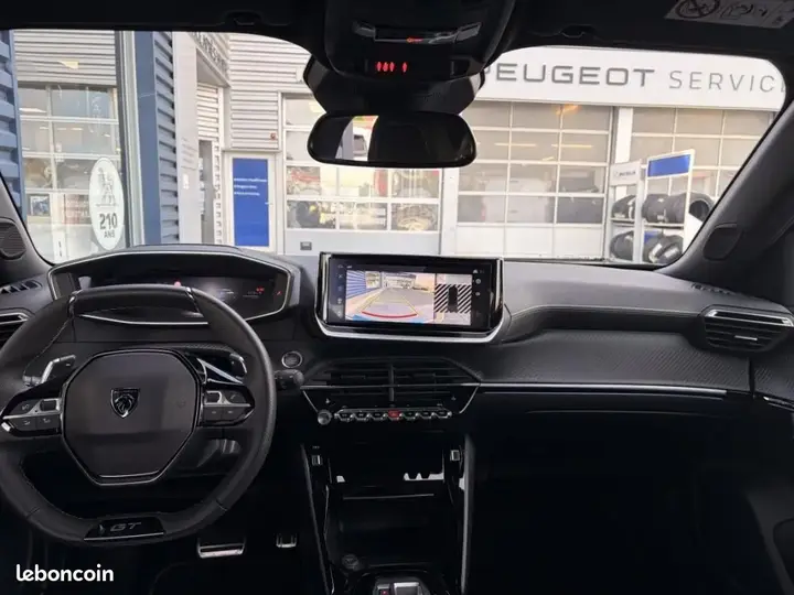 Peugeot 2008 2025 photo 2