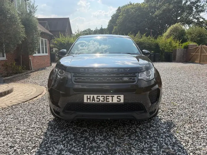 Land Rover Discovery Sport 2018 photo 3