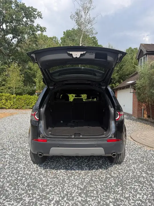 Land Rover Discovery Sport 2018 photo 5