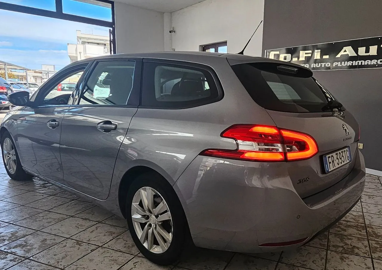 Peugeot 308 2018 photo 4