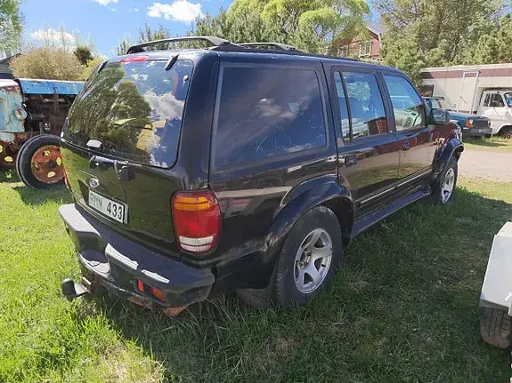 Ford Explorer 1998 photo 5
