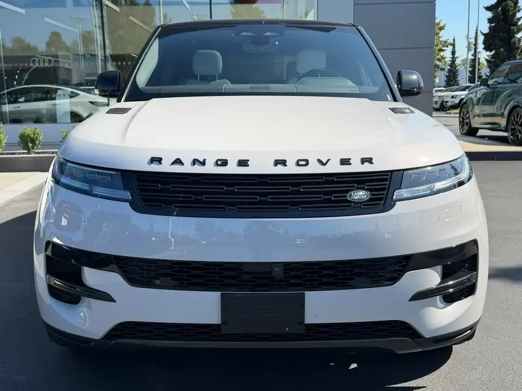 Land Rover Range Rover Sport 2026 photo 2