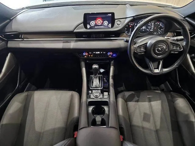 Mazda Atenza Sedan 2019 photo 3