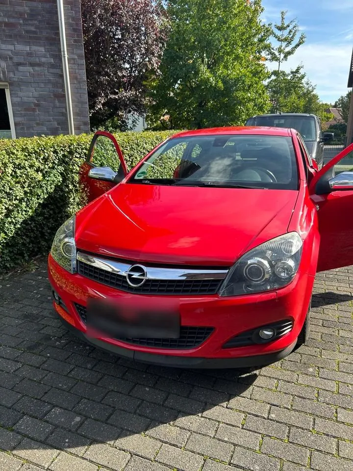 Opel Astra Gtc